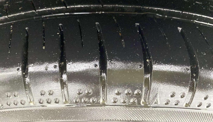 2019 Maruti Baleno RS 1.0 PETROL, Petrol, Manual, 30,218 km, Left Rear Tyre Tread