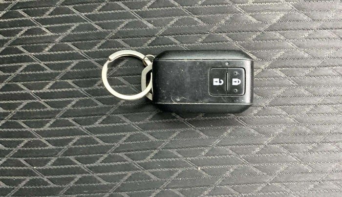 2019 Maruti Baleno RS 1.0 PETROL, Petrol, Manual, 30,218 km, Key Close Up