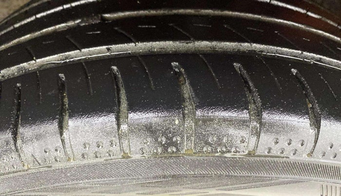 2019 Maruti Baleno RS 1.0 PETROL, Petrol, Manual, 30,218 km, Left Front Tyre Tread