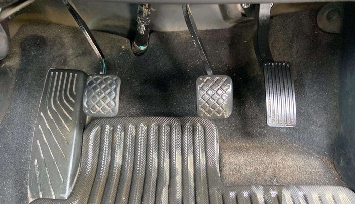 2020 MG HECTOR SHARP HYBRID 1.5 PETROL, Petrol, Manual, 23,090 km, Pedals