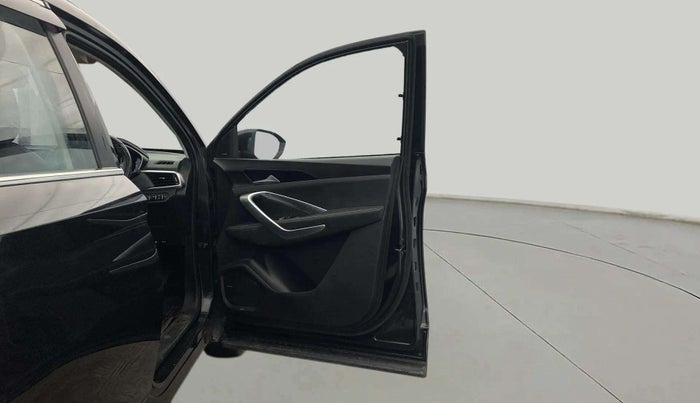 2019 MG HECTOR SHARP 1.5 DCT PETROL, Petrol, Automatic, 27,460 km, RHS Front Door