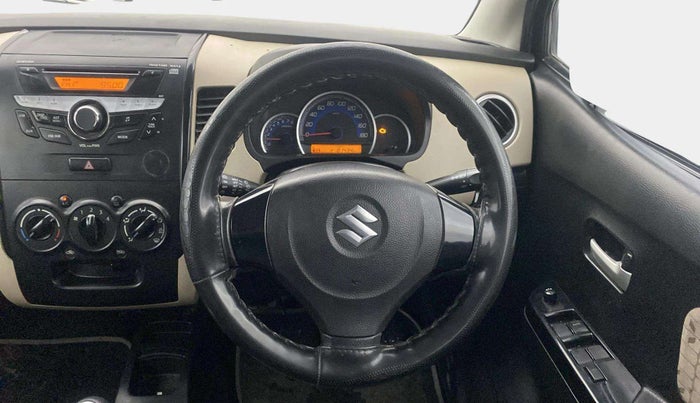 2017 Maruti Wagon R 1.0 VXI, CNG, Manual, 81,422 km, Steering Wheel Close Up