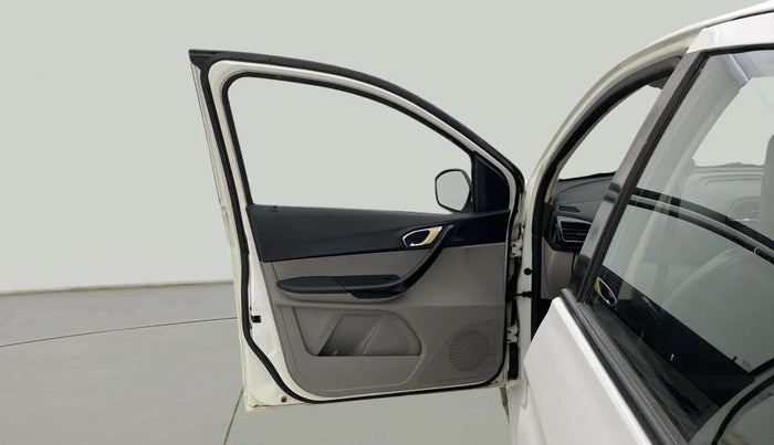 2018 Tata Tiago XZ PETROL, Petrol, Manual, 73,539 km, LHS Front Door