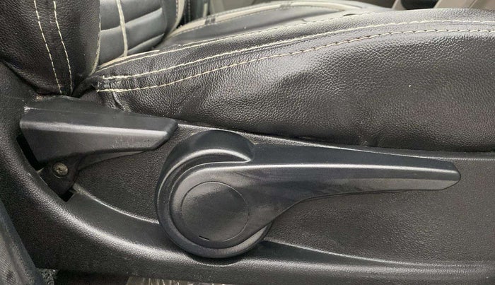 2018 Tata Tiago XZ PETROL, Petrol, Manual, 73,539 km, Driver Side Adjustment Panel
