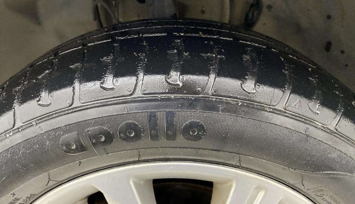 2018 Tata Tiago XZ PETROL, Petrol, Manual, 73,539 km, Left Front Tyre Tread