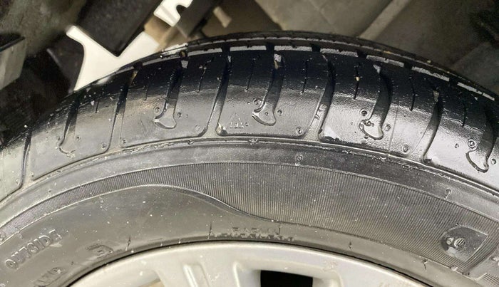 2018 Tata Tiago XZ PETROL, Petrol, Manual, 73,539 km, Right Rear Tyre Tread