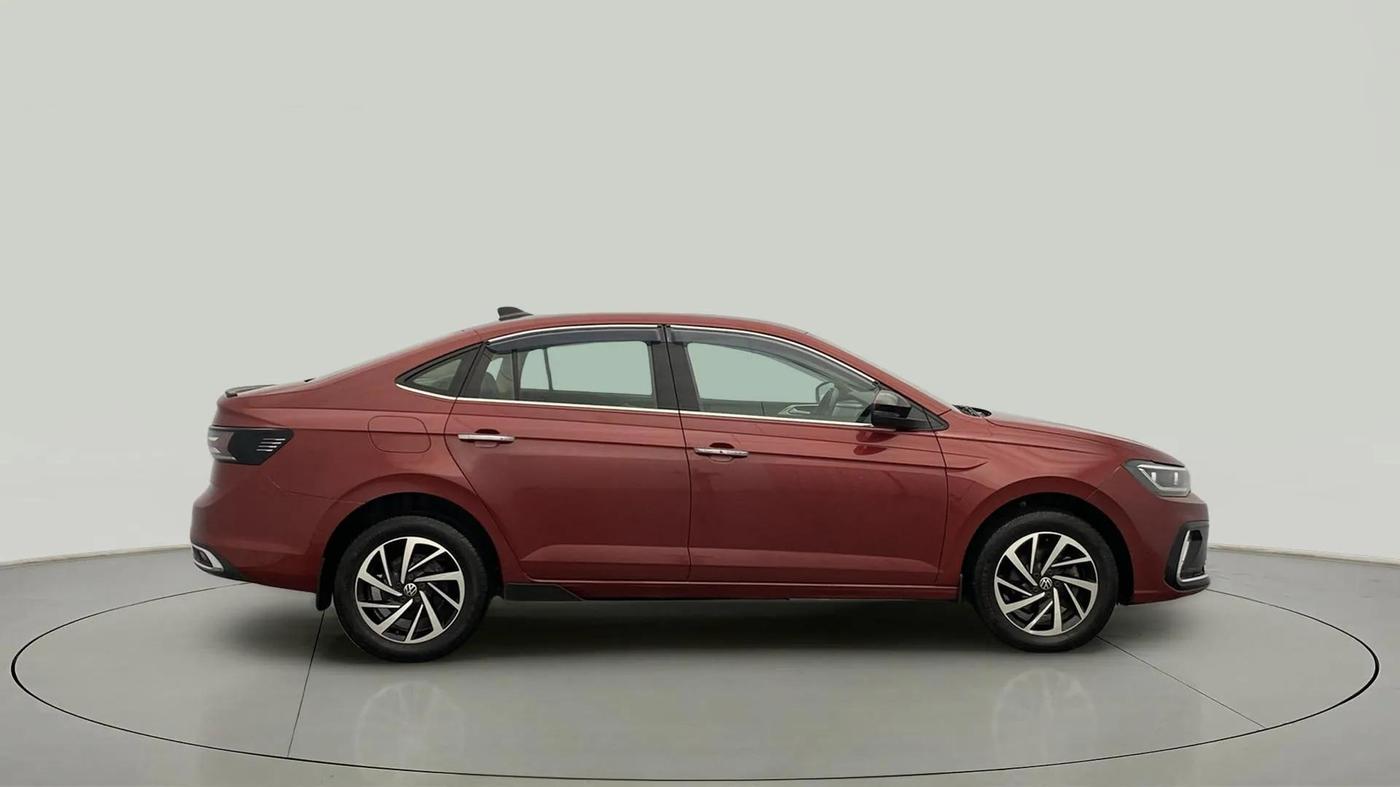 2023 Volkswagen VIRTUS TOPLINE TSI 1.0 AT, Petrol, Automatic, 25,261 km, Right Side View