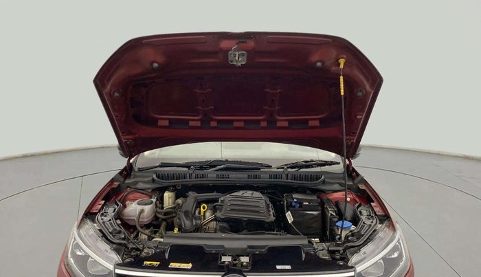 2023 Volkswagen VIRTUS TOPLINE TSI 1.0 AT, Petrol, Automatic, 25,137 km, Open Bonet