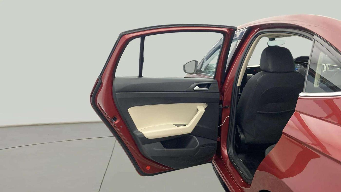 2023 Volkswagen VIRTUS TOPLINE TSI 1.0 AT, Petrol, Automatic, 25,261 km, LHS Rear Door