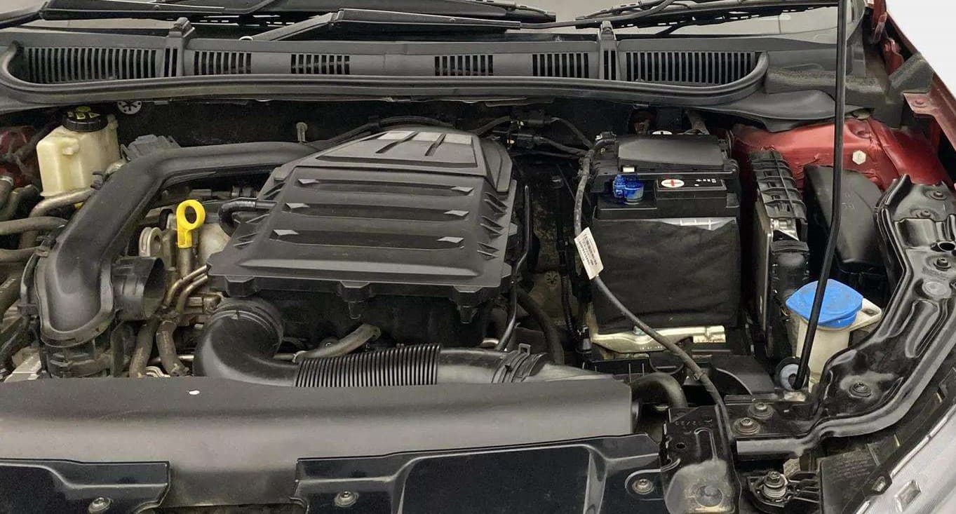 2023 Volkswagen VIRTUS TOPLINE TSI 1.0 AT, Petrol, Automatic, 25,261 km, Engine View - Left
