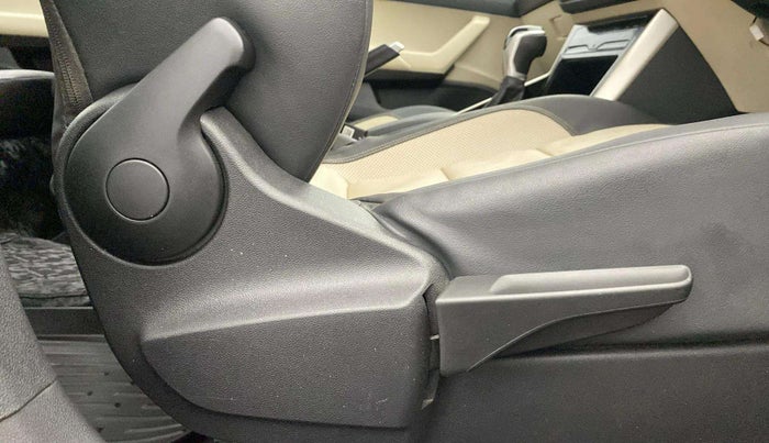 2023 Volkswagen VIRTUS TOPLINE TSI 1.0 AT, Petrol, Automatic, 25,137 km, Driver Side Adjustment Panel