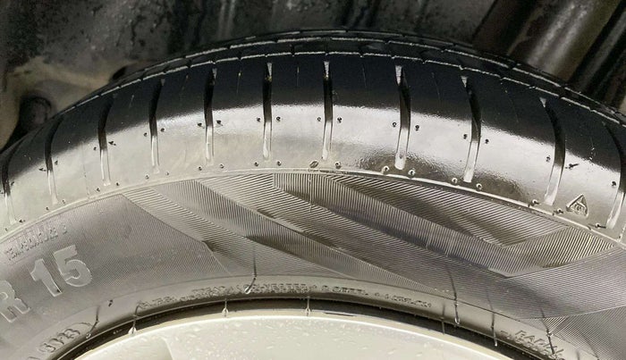 2024 Maruti Baleno DELTA 1.2 AGS, Petrol, Automatic, 3,558 km, Left Rear Tyre Tread