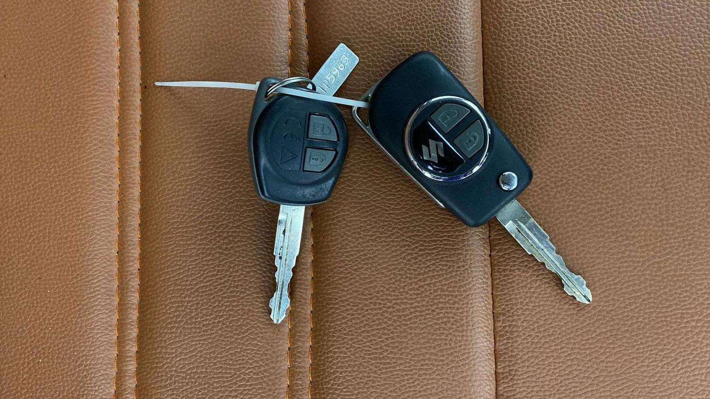2024 Maruti Baleno DELTA 1.2 AGS, Petrol, Automatic, 3,558 km, Key Close Up