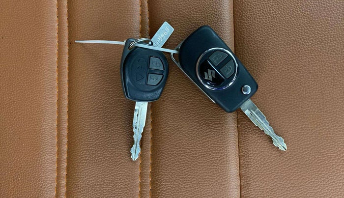 2024 Maruti Baleno DELTA 1.2 AGS, Petrol, Automatic, 3,558 km, Key Close Up
