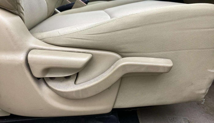 2016 Honda Amaze 1.2L I-VTEC S, Petrol, Manual, 76,238 km, Driver Side Adjustment Panel