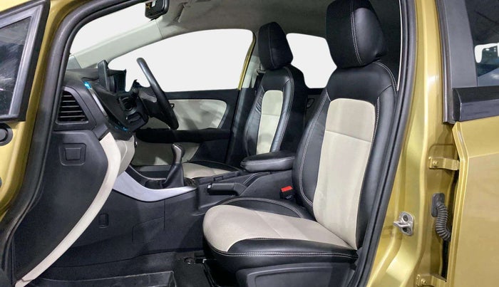 2022 Tata ALTROZ XZ PETROL, Petrol, Manual, 21,040 km, Right Side Front Door Cabin