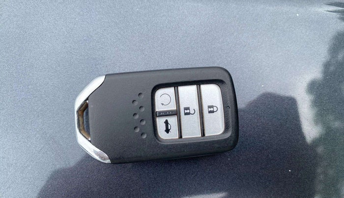 2022 Honda City 1.5L I-VTEC ZX CVT, Petrol, Automatic, 60,622 km, Key Close Up
