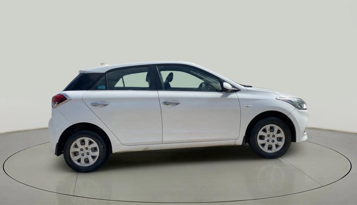 2016 Hyundai Elite i20 MAGNA 1.2, Petrol, Manual, 68,637 km, Right Side