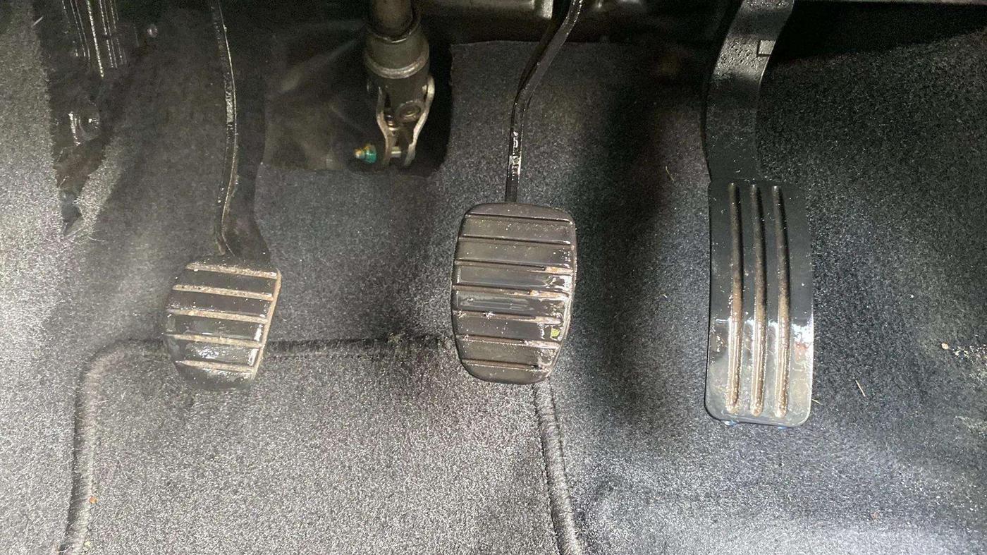 2018 Nissan Terrano  XL D Plus, Diesel, Manual, 47,376 km, Pedals