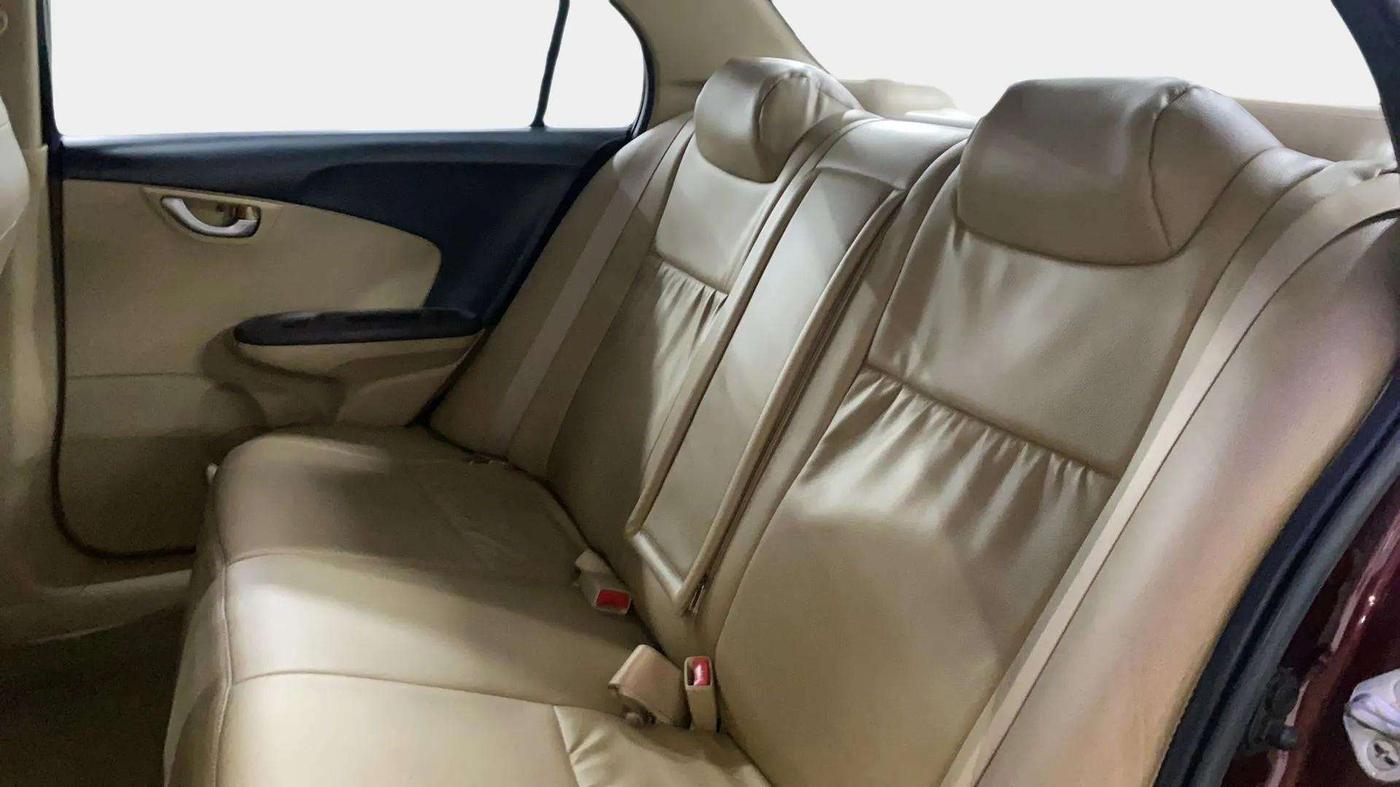 2013 Honda Amaze 1.5L I-DTEC VX, Diesel, Manual, 89,262 km, Right Side Rear Door Cabin