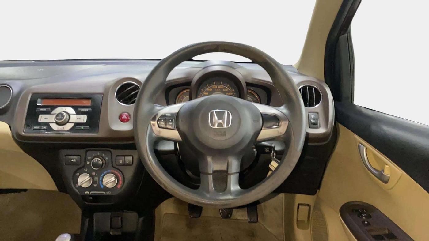 2013 Honda Amaze 1.5L I-DTEC VX, Diesel, Manual, 89,262 km, Steering Wheel Close Up