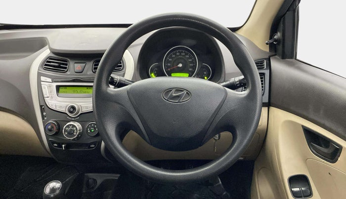 2018 Hyundai Eon MAGNA +, Petrol, Manual, 75,191 km, Steering Wheel Close Up