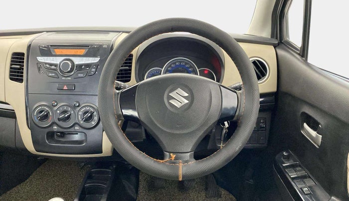 2017 Maruti Wagon R 1.0 VXI, Petrol, Manual, 40,648 km, Steering Wheel Close Up
