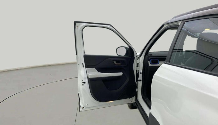 2022 Tata PUNCH CREATIVE  AMT, Petrol, Automatic, 29,239 km, LHS Front Door