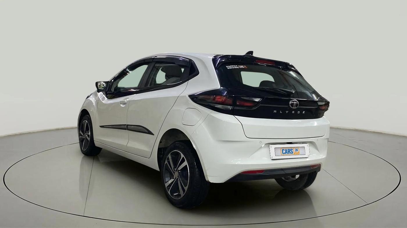 2024 Tata ALTROZ XZ Plus (S) LUX Diese, Diesel, Manual, 12,044 km, Left Back Diagonal