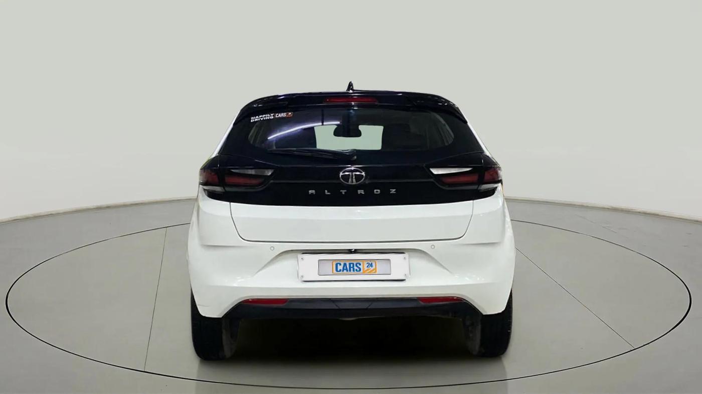 2024 Tata ALTROZ XZ Plus (S) LUX Diese, Diesel, Manual, 12,044 km, Back/Rear