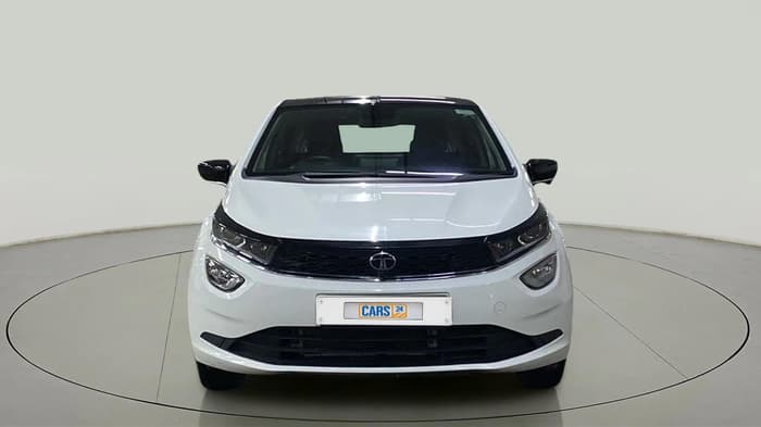 2024 Tata ALTROZ XZ Plus (S) LUX Diese, Diesel, Manual, 12,044 km, Front