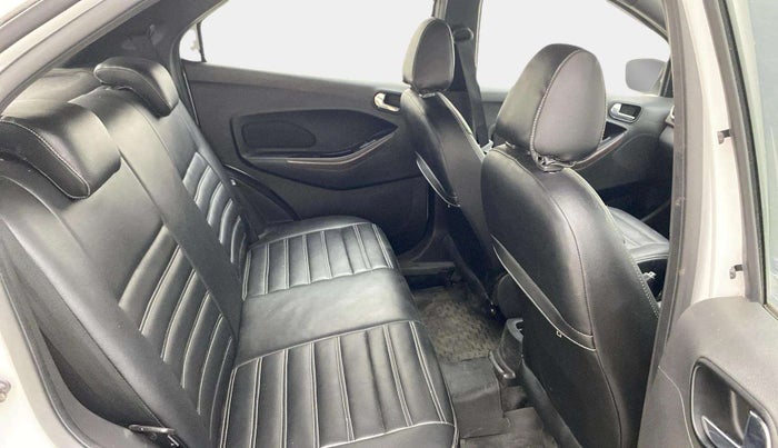 2019 Ford FREESTYLE TITANIUM 1.5 DIESEL, Diesel, Manual, 42,665 km, Right Side Rear Door Cabin