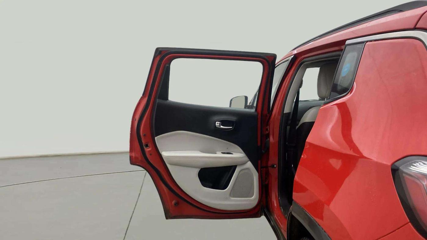 2017 Jeep Compass LIMITED 2.0 DIESEL, Diesel, Manual, 92,380 km, LHS Rear Door