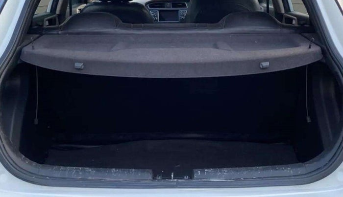 2019 Hyundai Elite i20 SPORTZ PLUS 1.2, Petrol, Manual, 41,697 km, Boot Inside
