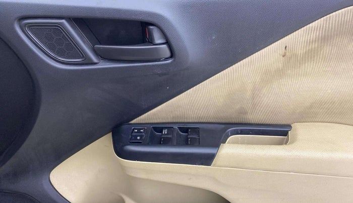 2016 Honda City 1.5L I-VTEC SV, Petrol, Manual, 34,387 km, Driver Side Door Panels Control