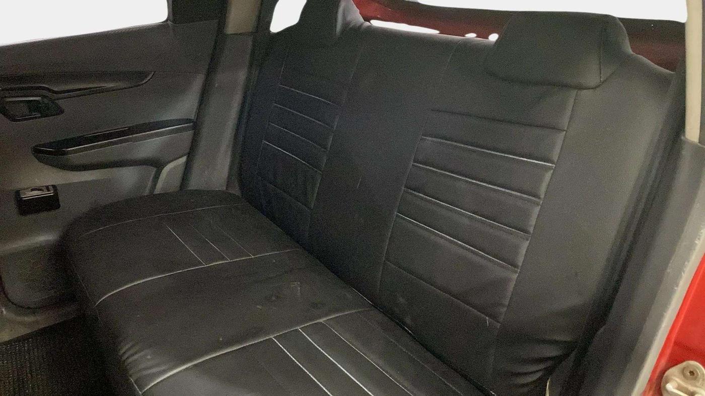 2017 Mahindra KUV 100 NXT K2+ D 6 STR, Diesel, Manual, 93,324 km, Right Side Rear Door Cabin