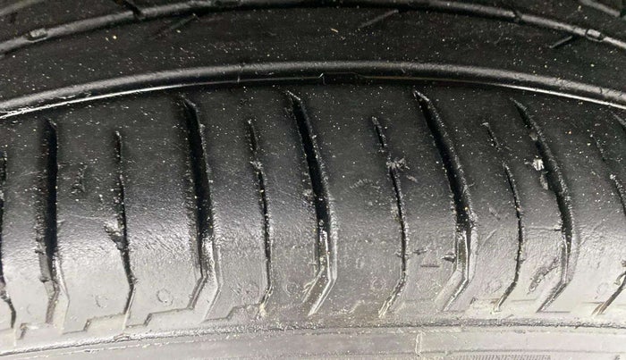 2023 Hyundai NEW I20 N LINE N6 1.0 TURBO GDI IMT, Petrol, Manual, 41,227 km, Right Front Tyre Tread