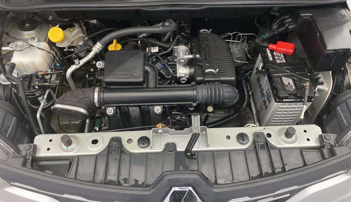 2023 Renault TRIBER RXZ DUAL TONE, Petrol, Manual, 7,110 km, Open Bonet