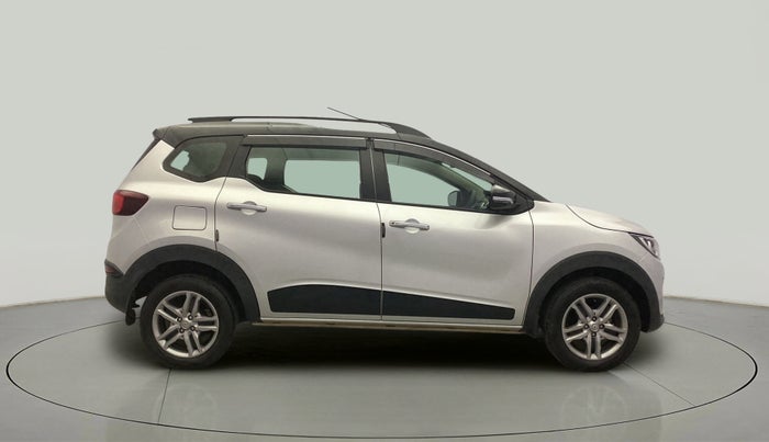2023 Renault TRIBER RXZ DUAL TONE, Petrol, Manual, 7,110 km, Right Side View