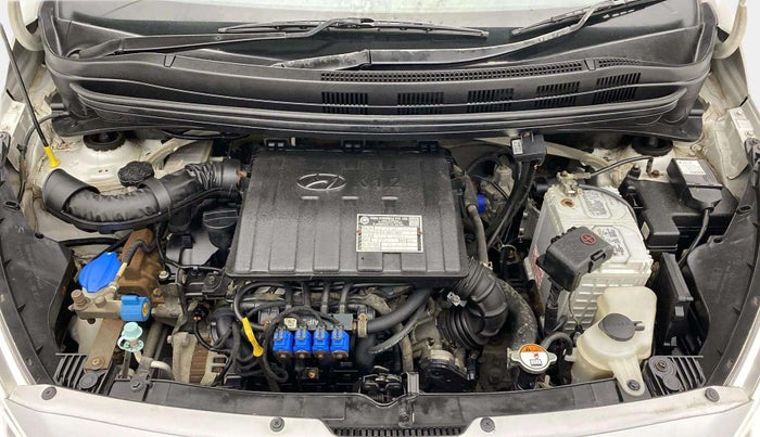 2016 Hyundai Grand i10 MAGNA 1.2 KAPPA VTVT, CNG, Manual, 55,479 km, Engine View