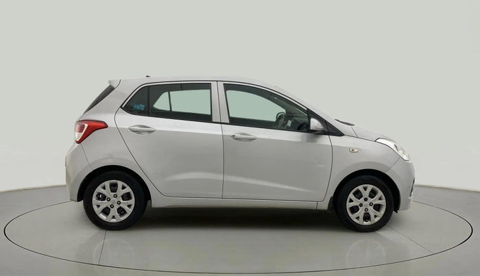 2016 Hyundai Grand i10 MAGNA 1.2 KAPPA VTVT, CNG, Manual, 55,479 km, Right Side View