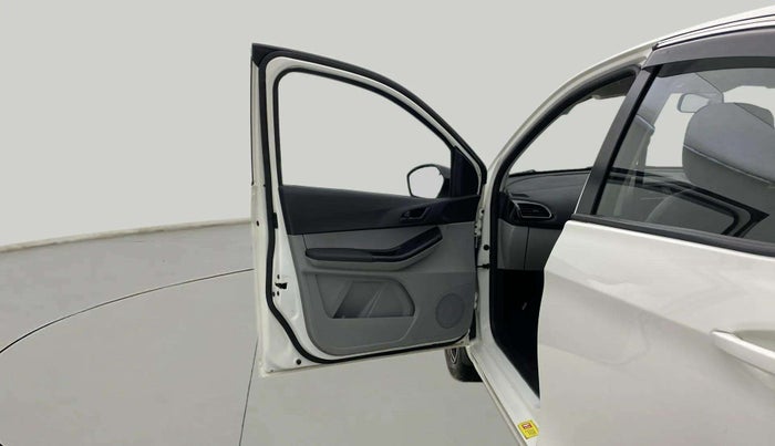 2023 Tata Tiago XT CNG, CNG, Manual, 36,549 km, LHS Front Door