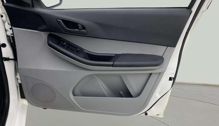2023 Tata Tiago XT CNG, CNG, Manual, 36,549 km, Driver Side Door Panels Control