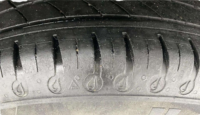 2020 Datsun Go T(O), Petrol, Manual, 38,937 km, Left Rear Tyre Tread