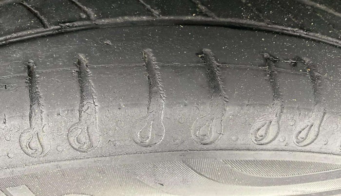 2020 Datsun Go T(O), Petrol, Manual, 38,937 km, Right Front Tyre Tread