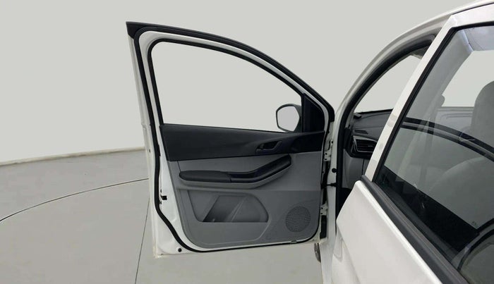 2023 Tata Tiago XT (O) PETROL, Petrol, Manual, 4,584 km, LHS Front Door