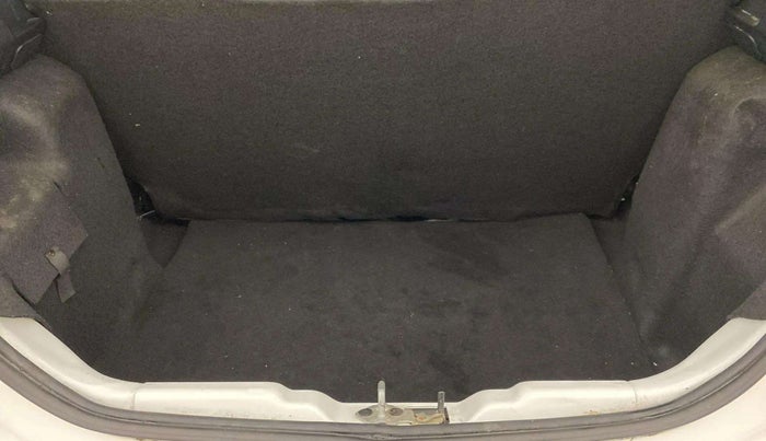 2023 Tata Tiago XT (O) PETROL, Petrol, Manual, 4,584 km, Boot Inside