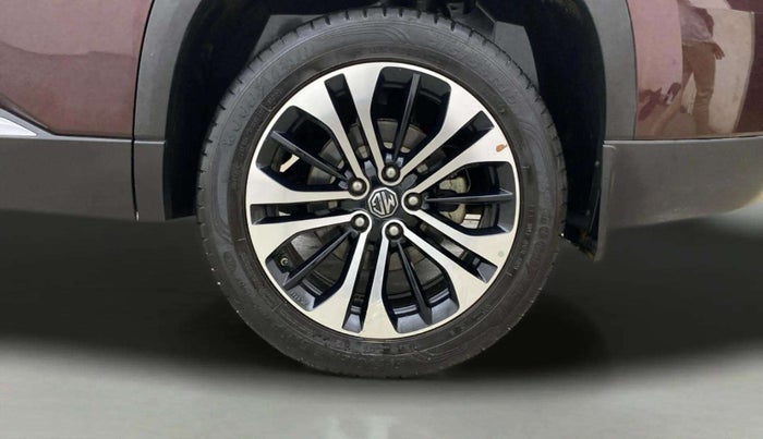 2021 MG HECTOR PLUS SELECT 2.0 DIESEL TURBO MT 7-STR, Diesel, Manual, 23,677 km, Left Rear Tyre Tread