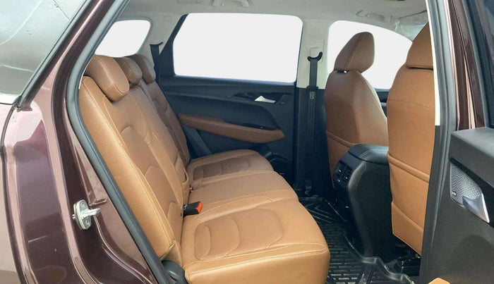2021 MG HECTOR PLUS SELECT 2.0 DIESEL TURBO MT 7-STR, Diesel, Manual, 23,677 km, Right Side Rear Door Cabin