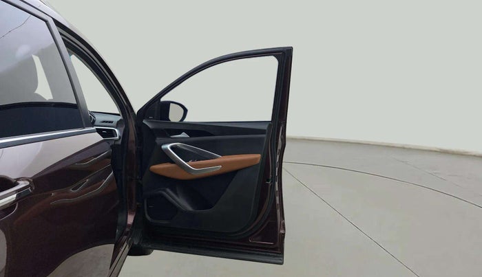 2021 MG HECTOR PLUS SELECT 2.0 DIESEL TURBO MT 7-STR, Diesel, Manual, 23,677 km, RHS Front Door